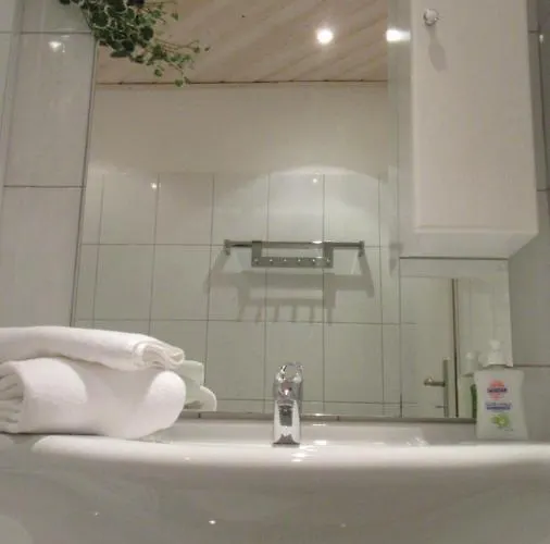 Bike & Kappe, Am Bikepark, Skilift Apartment